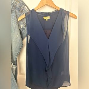 Vera Wang, medium, navy blue top